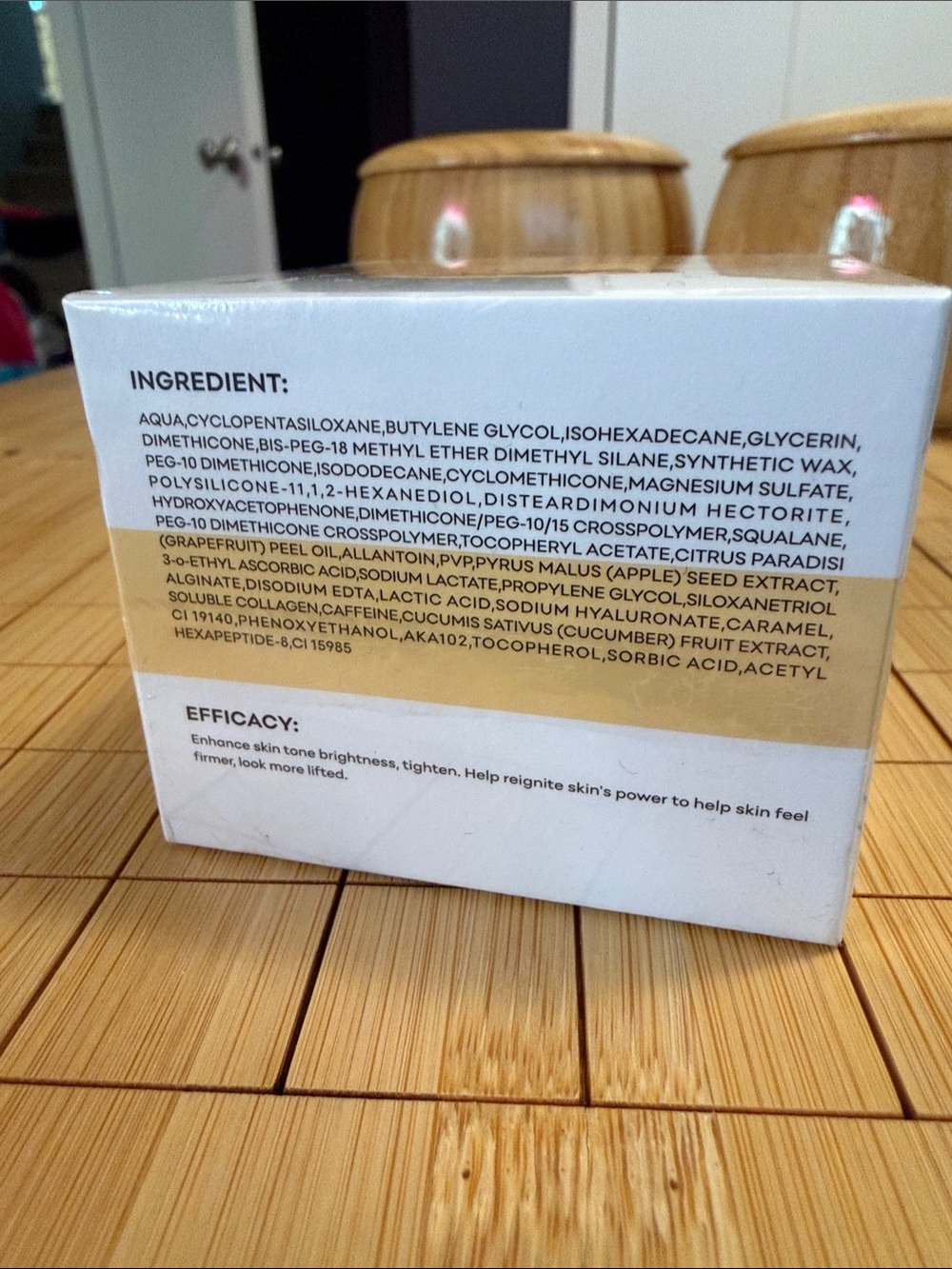 Collagen Cream Anti-Aging Moisturizer — White & Gold - Picture 3 of 4